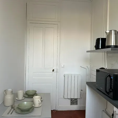 2 Pièces à Deux Pas De Paris Apartamento