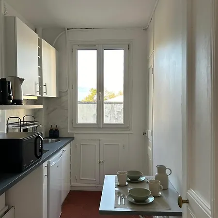 2 Pièces à Deux Pas De Paris