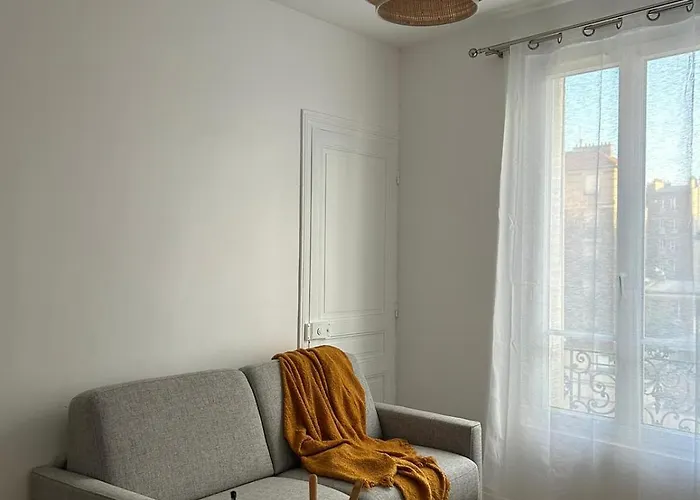 2 Pièces à Deux Pas De Paris