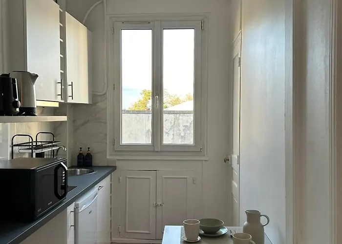 2 Pièces à Deux Pas De Paris